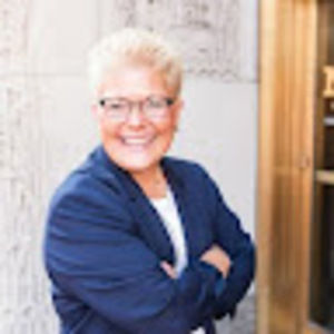 Meet your Posher, Victoria